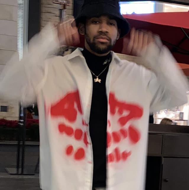 THEYOUNGPROFIT