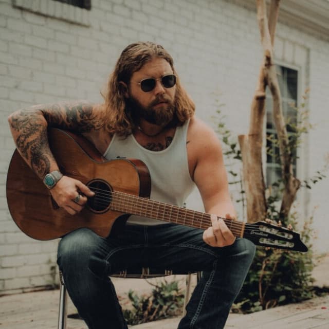 Travis Bolt