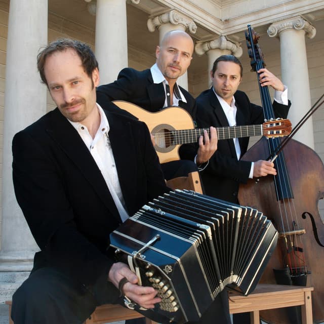Trio Garufa