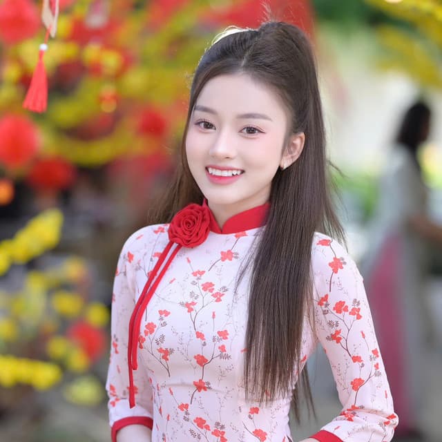 Út Nhị Mino