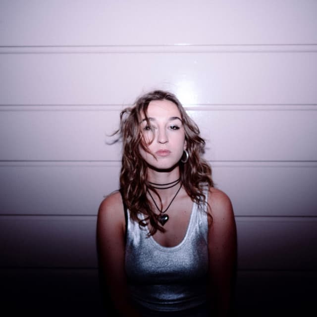 Zoë Low